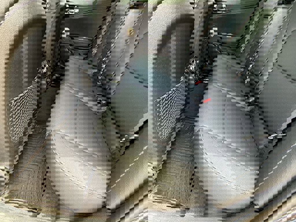 Used 2022 Kia Stinger GT-Line w/ Sun & Sound Package image 13