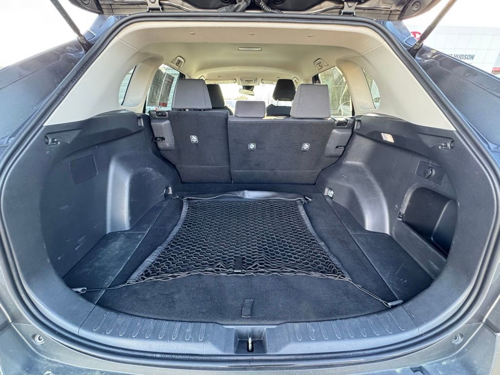 Used 2024 Toyota RAV4 XLE image 12