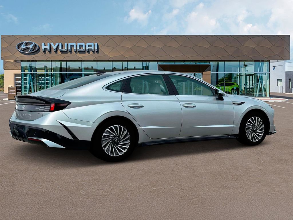 New 2025 Hyundai Sonata SEL image 8