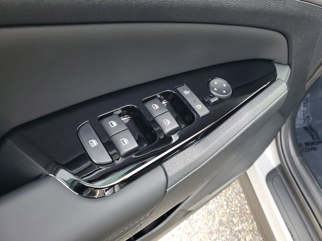 Used 2025 Kia Sportage X-Line image 9