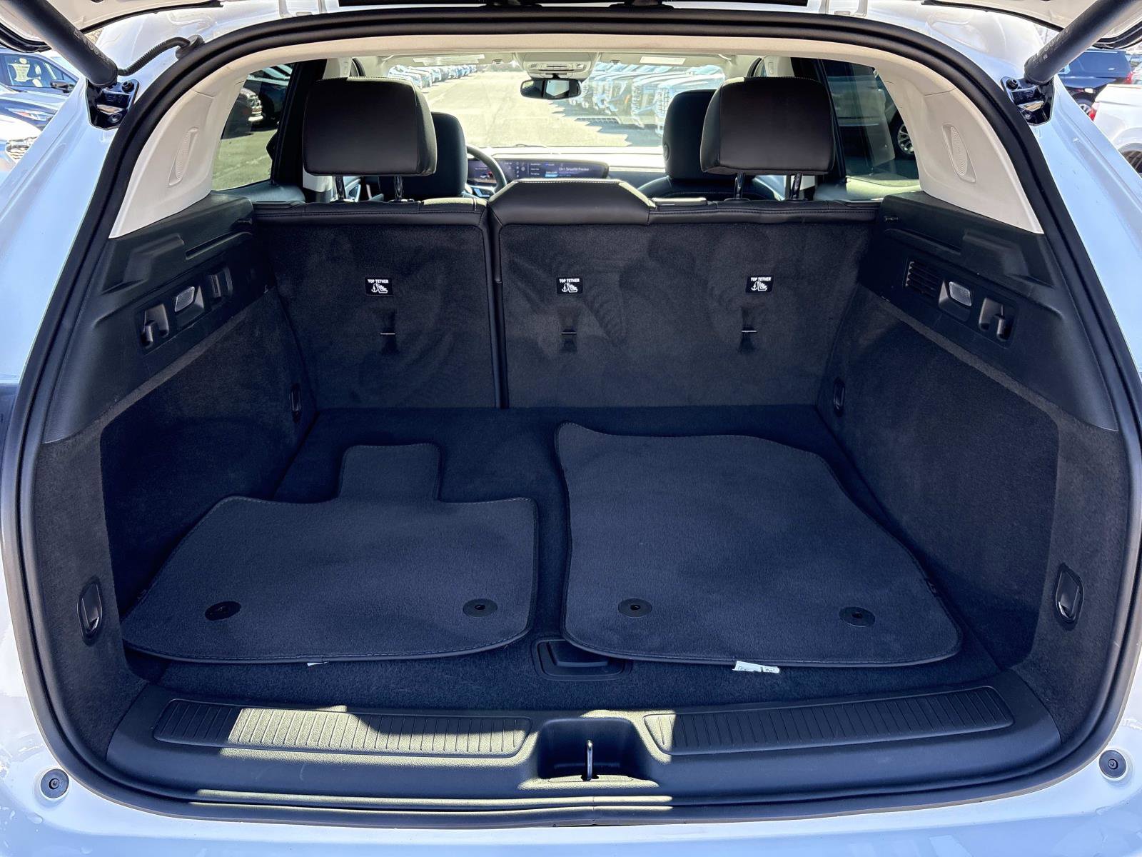 Used 2024 Buick Envision Sport Touring image 32