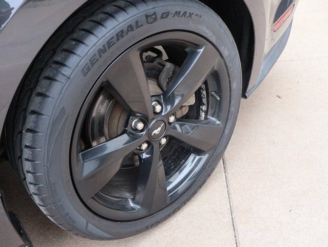 Used 2022 Ford Mustang Coupe image 28