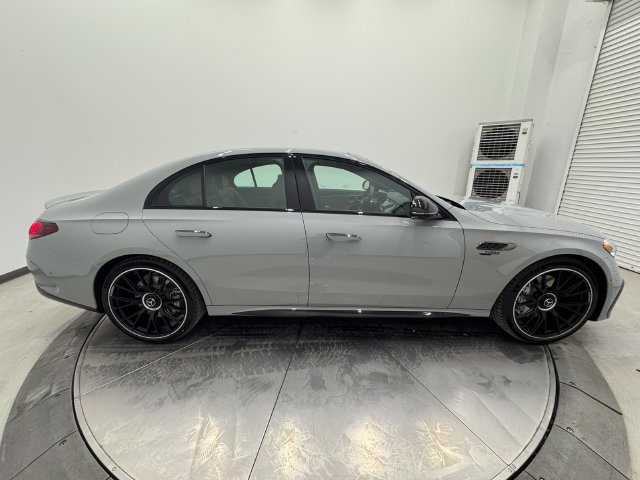 New 2026 Mercedes-Benz E 53 AMG e 4MATIC Sedan image 16