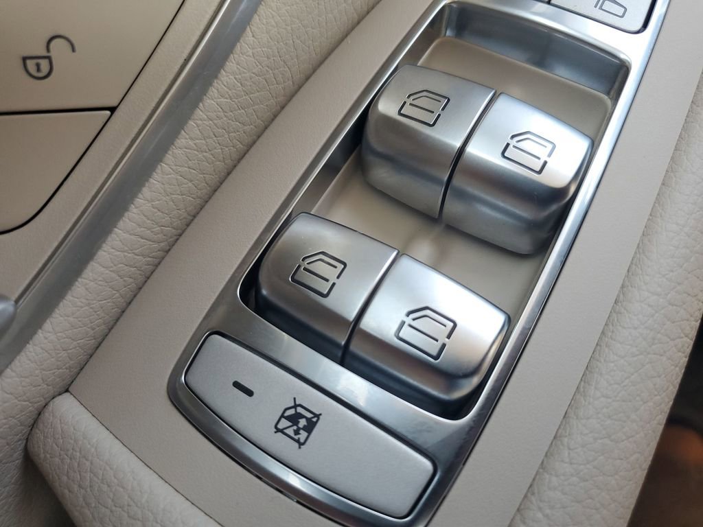 Used 2021 Mercedes-Benz GLC 300 image 34