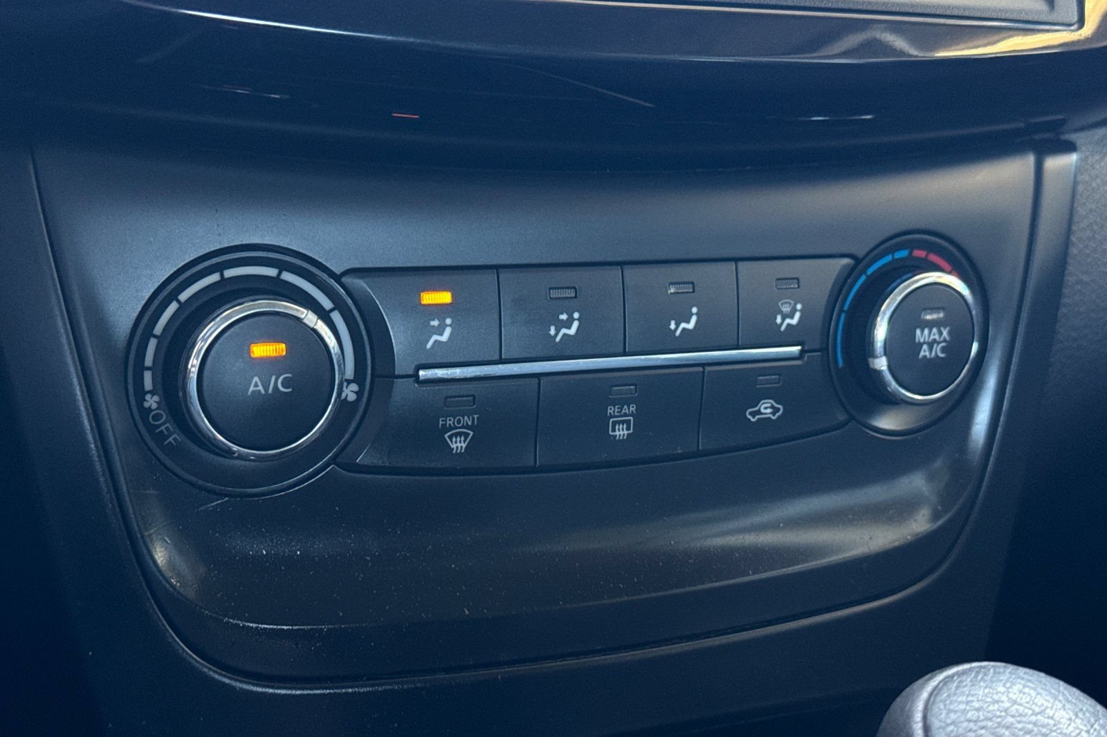 Used 2019 Nissan Sentra S FWD image 19