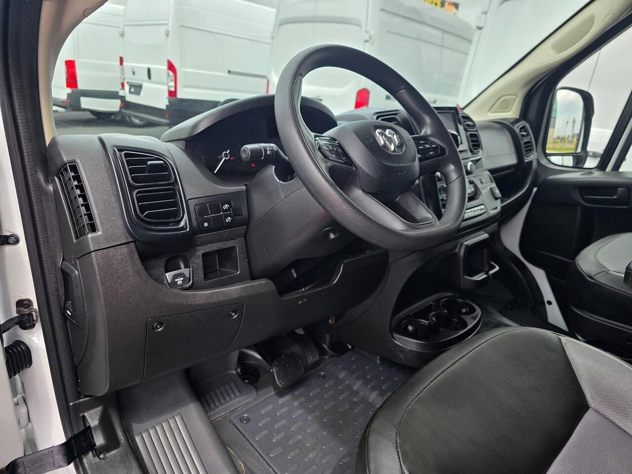 Used 2023 RAM ProMaster 3500 w/ Lane Management Group FWD image 16
