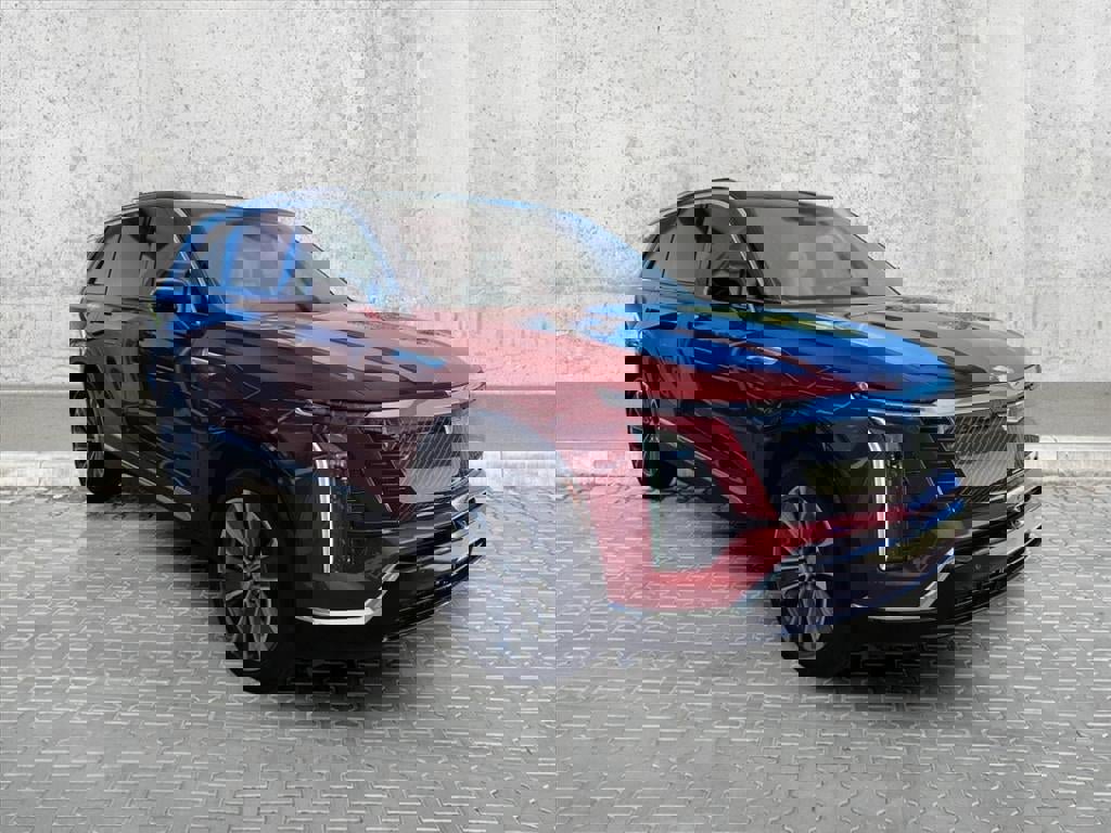 New 2026 Cadillac Vistiq Luxury w/ LPO, Floor Liner Package image 2