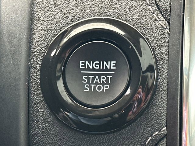 Certified 2025 Ford Expedition Platinum image 39