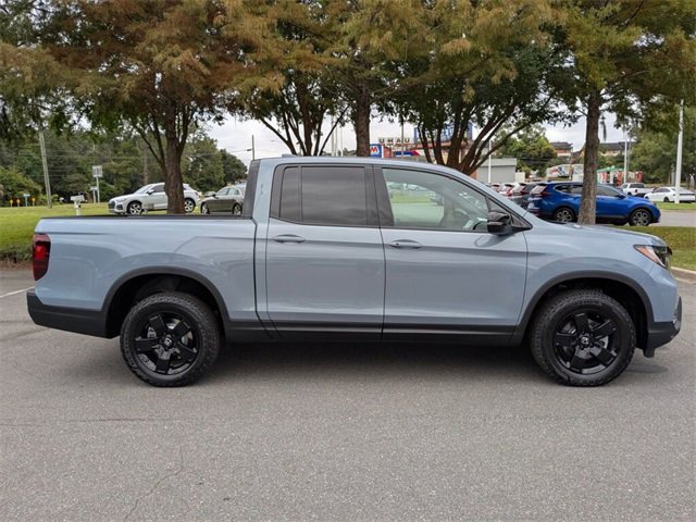 New 2026 Honda Ridgeline Black Edition image 6