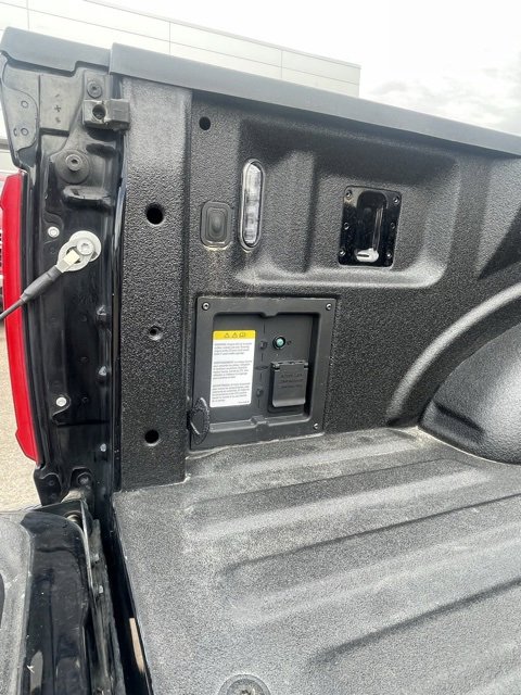 Used 2022 Ford F150 Lariat w/ Equipment Group 502A High image 9