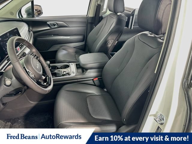 New 2025 Kia Carnival SX Prestige FWD image 15