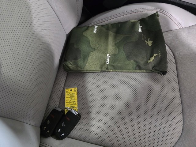 Used 2022 Jeep Compass Limited image 9