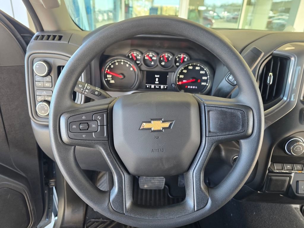 New 2026 Chevrolet Silverado 1500 Custom w/ LPO, Dark Essentials Package image 18