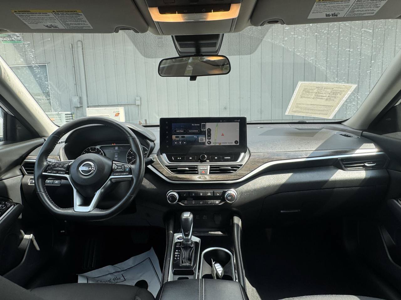 Used 2023 Nissan Altima 2.5 SV w/ SV Premium Package AWD/4WD image 16