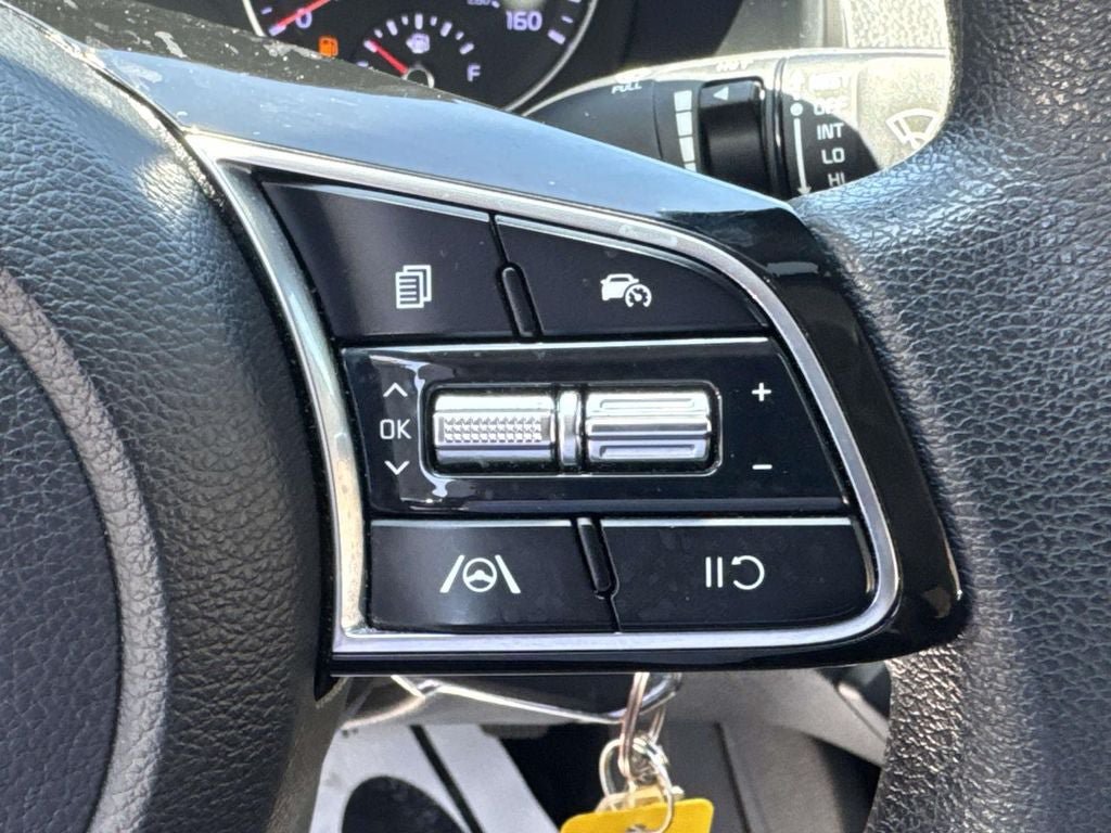 Used 2023 Kia Forte LXS w/ LXS Technology Package FWD image 21