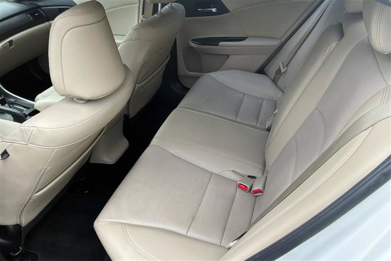 Used 2015 Honda Accord EX-L image 11