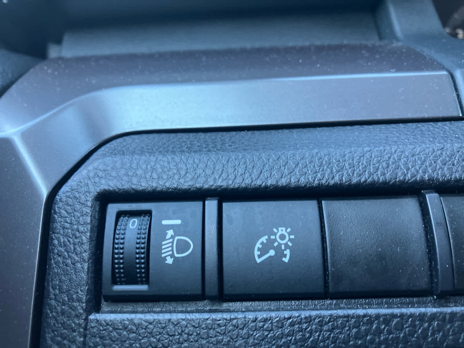 Used 2024 Toyota Tacoma TRD Off-Road image 13