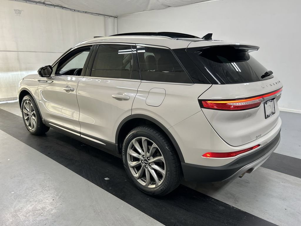 Used 2022 Lincoln Corsair Standard w/ Premium Package image 7