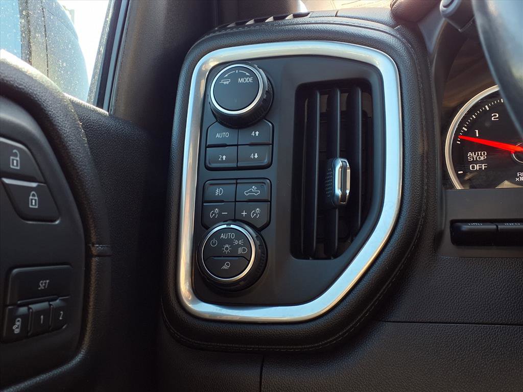 Used 2021 Chevrolet Silverado 1500 High Country w/ Technology Package image 20