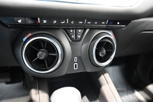 Used 2024 Chevrolet Blazer LT w/ Midnight/Sport Edition image 17