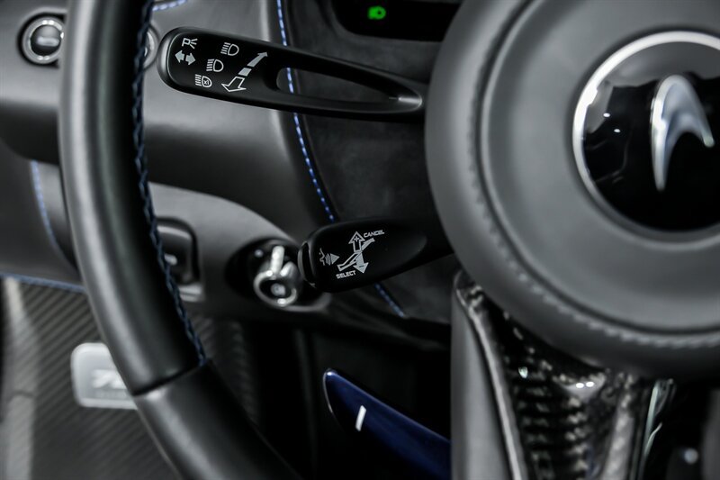 Used 2019 McLaren 720S Performance RWD image 33