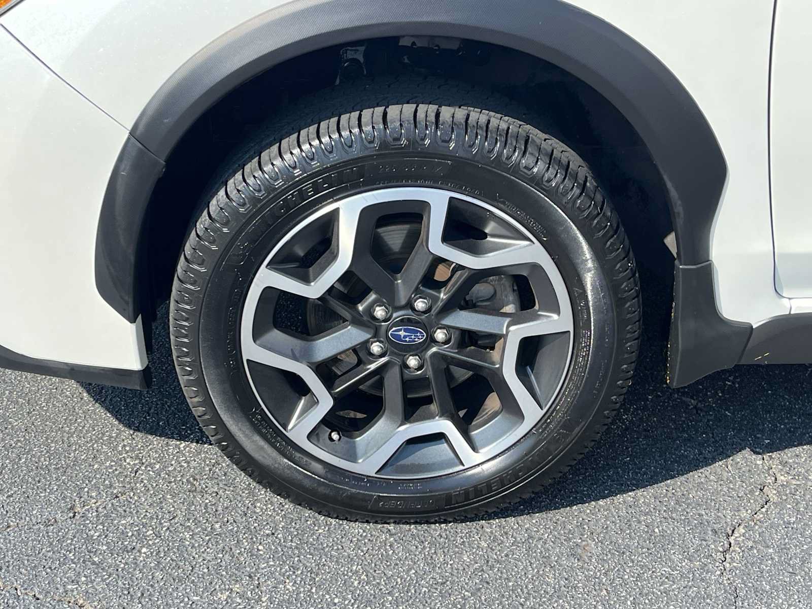 Used 2017 Subaru Crosstrek 2.0i Premium AWD/4WD image 7