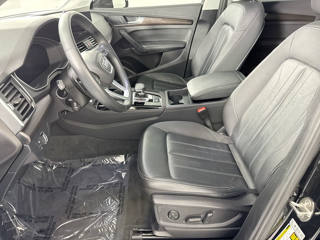 Used 2023 Audi Q5 2.0T Premium Plus w/ Premium Plus Package AWD/4WD image 10