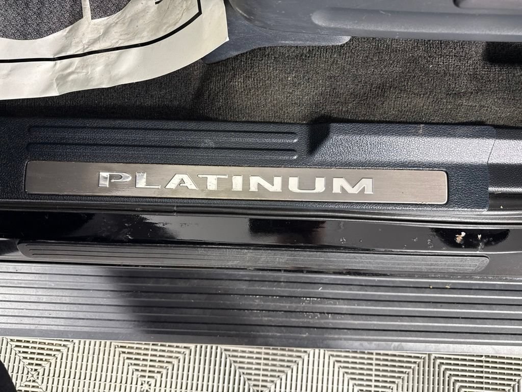 Used 2017 Ford Expedition EL Platinum AWD/4WD image 12