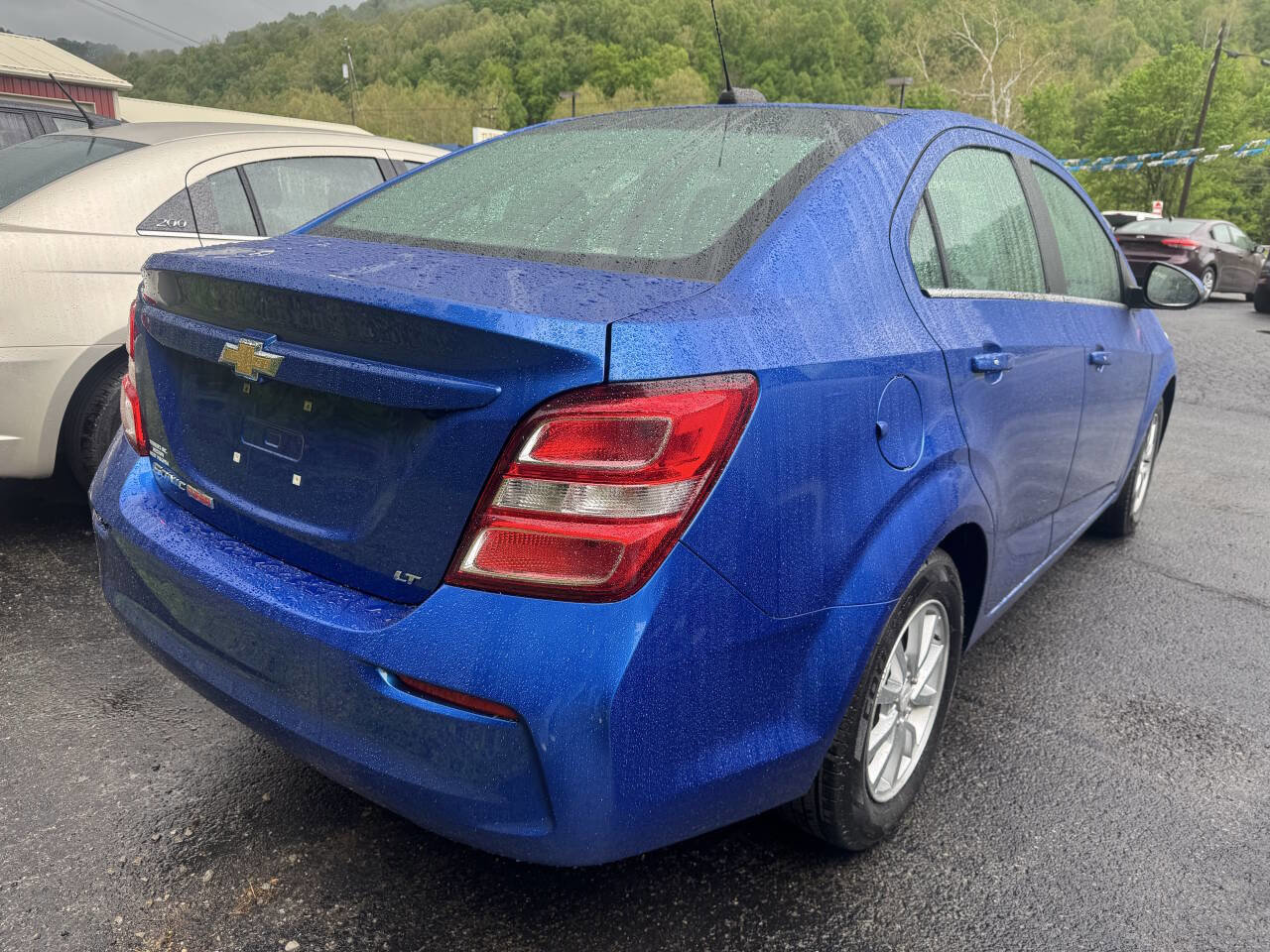 Used 2018 Chevrolet Sonic LT w/ Convenience Package FWD image 6