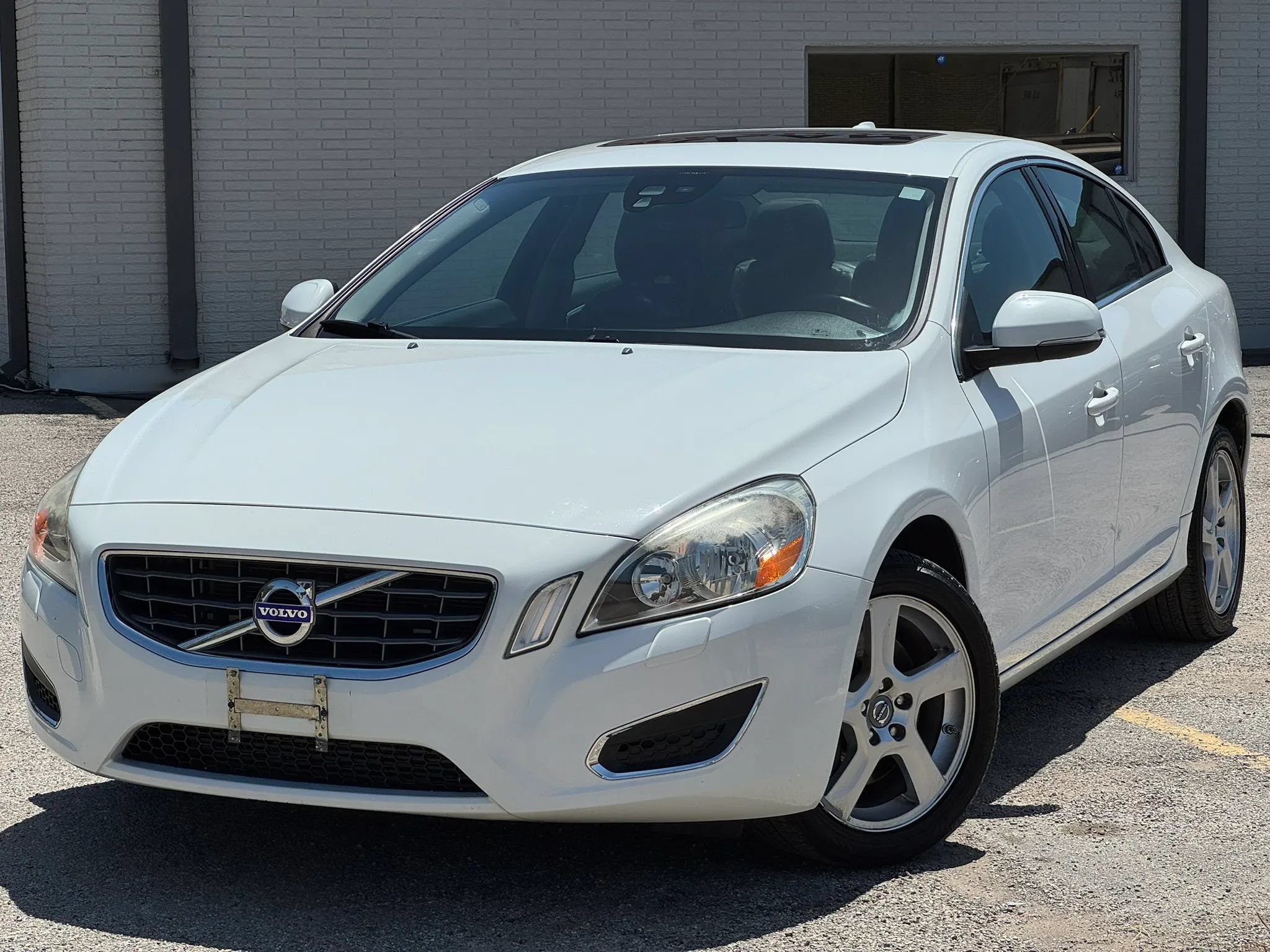 Used 2012 Volvo S60 T5 FWD image 2