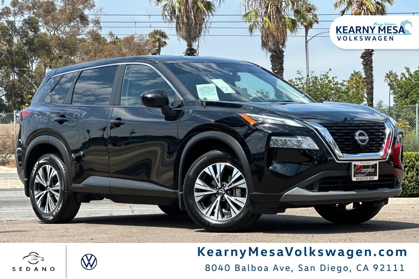 Used 2023 Nissan Rogue SV image 1