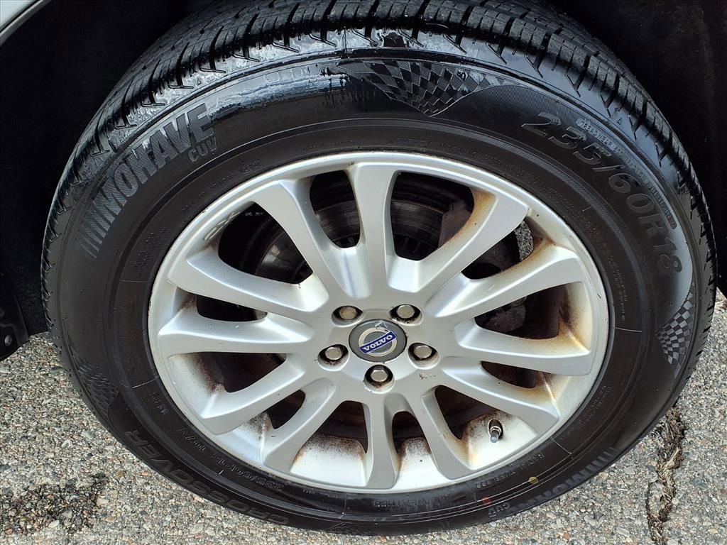 Used 2010 Volvo XC60 T6 image 9
