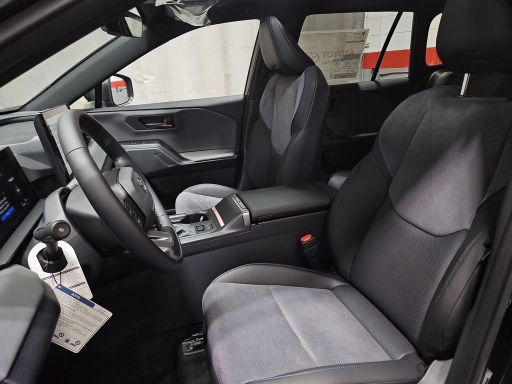 New 2026 Toyota RAV4 XSE AWD/4WD image 30