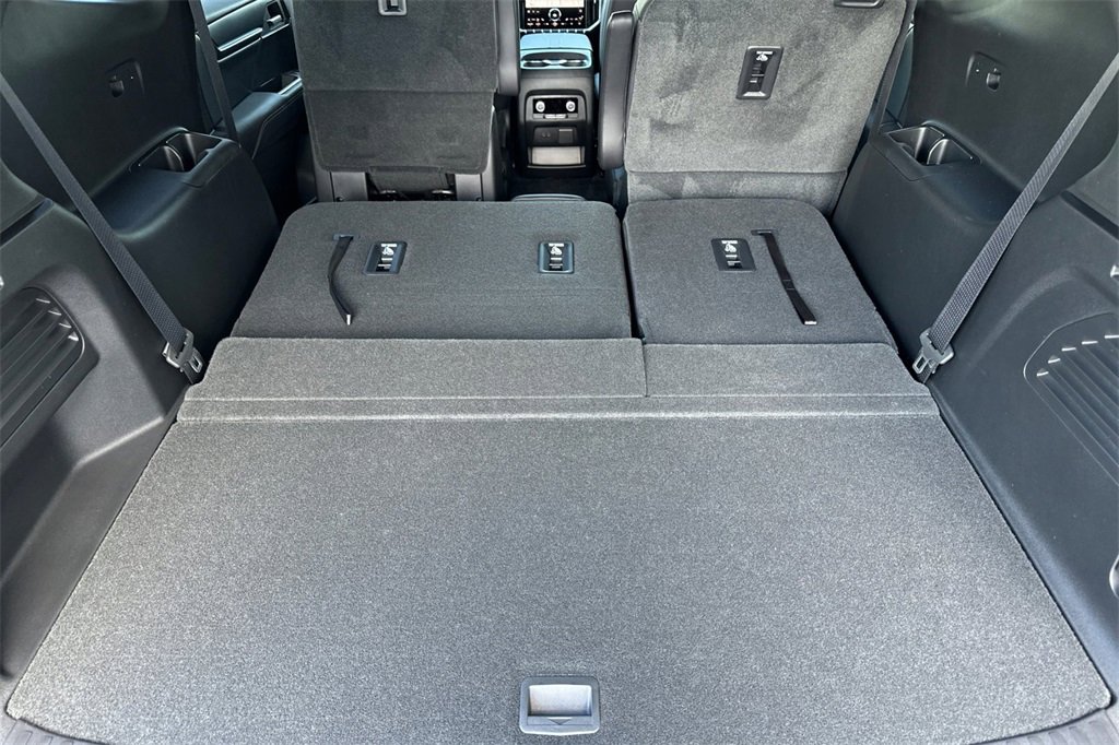 New 2025 GMC Acadia Elevation w/ Elevation Premium Package image 14