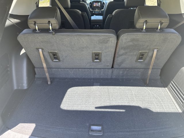 Used 2019 Chevrolet Traverse LT w/ LPO, Floor Liner Package AWD/4WD image 25