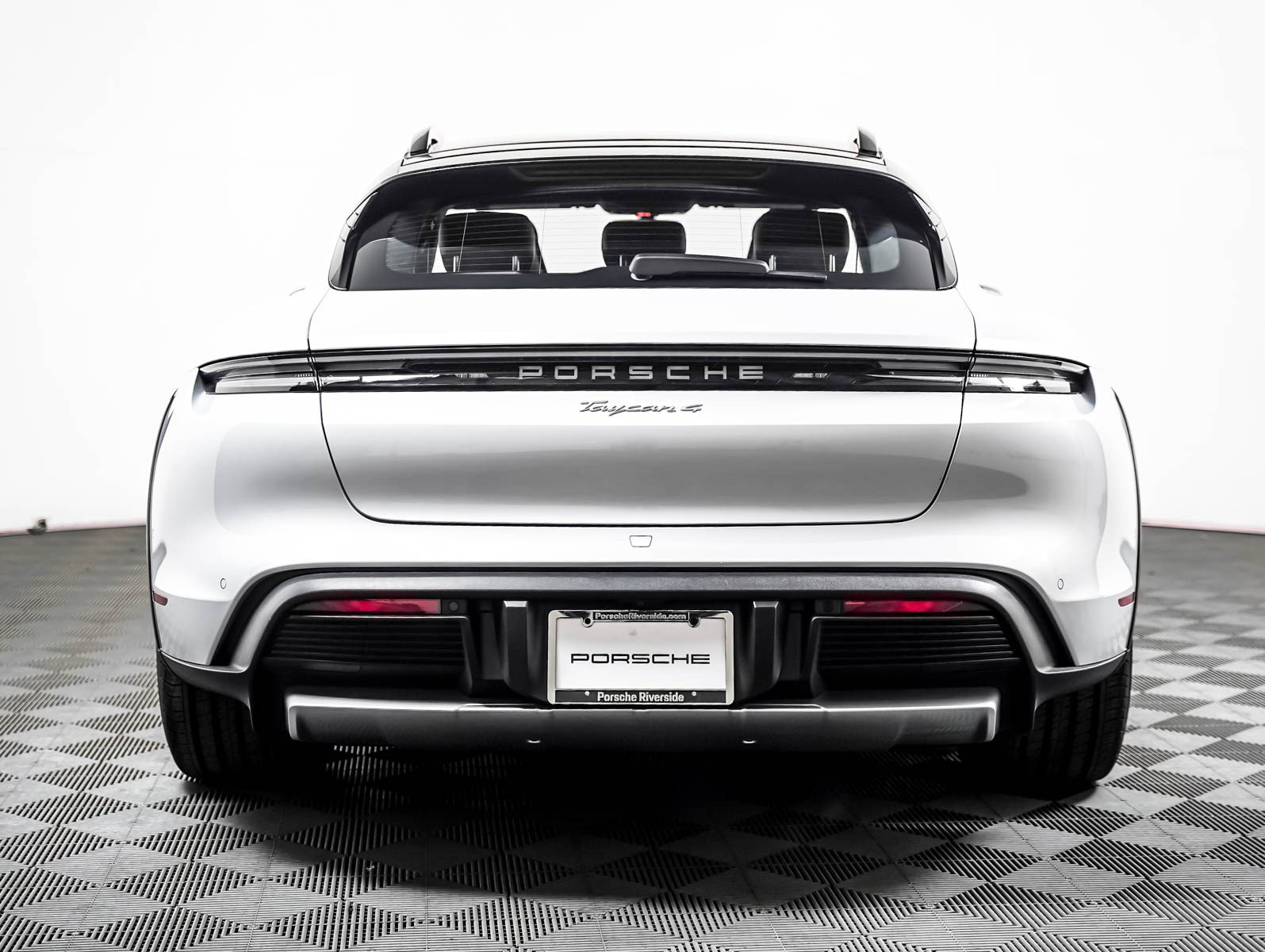 New 2026 Porsche Taycan 4 Cross Turismo AWD/4WD image 11