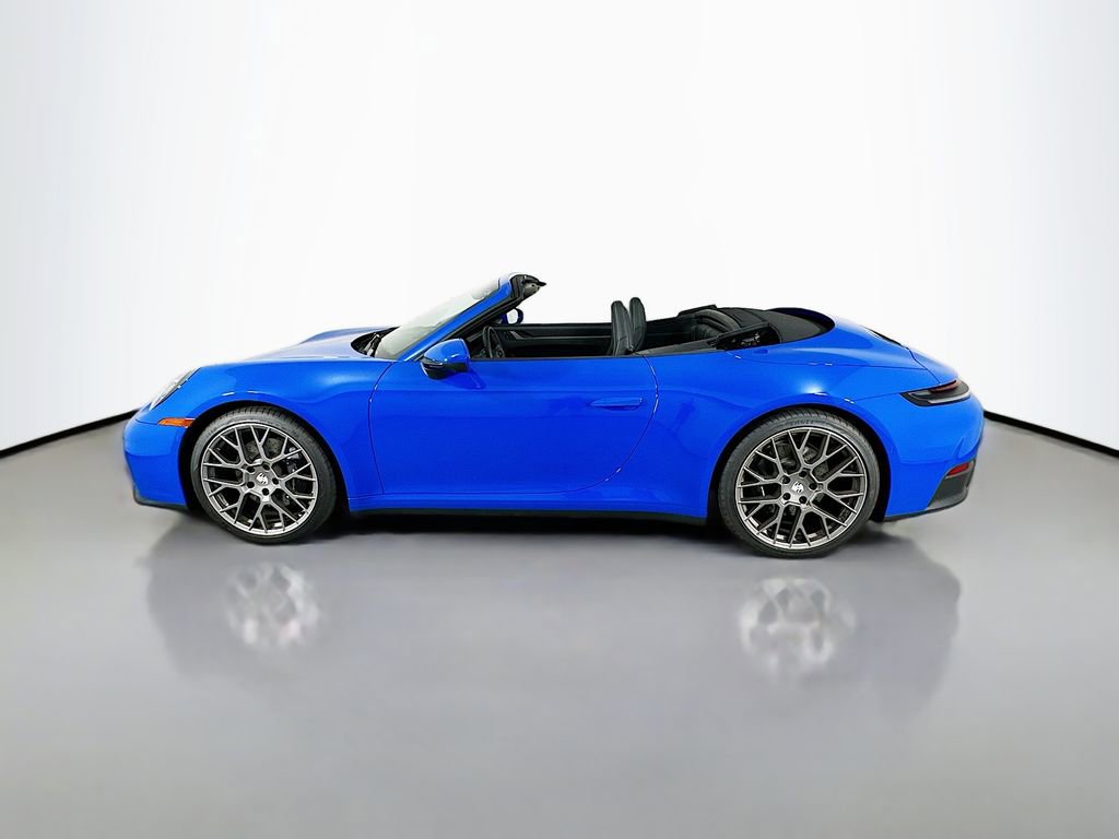 Certified 2025 Porsche 911 Carrera RWD image 35