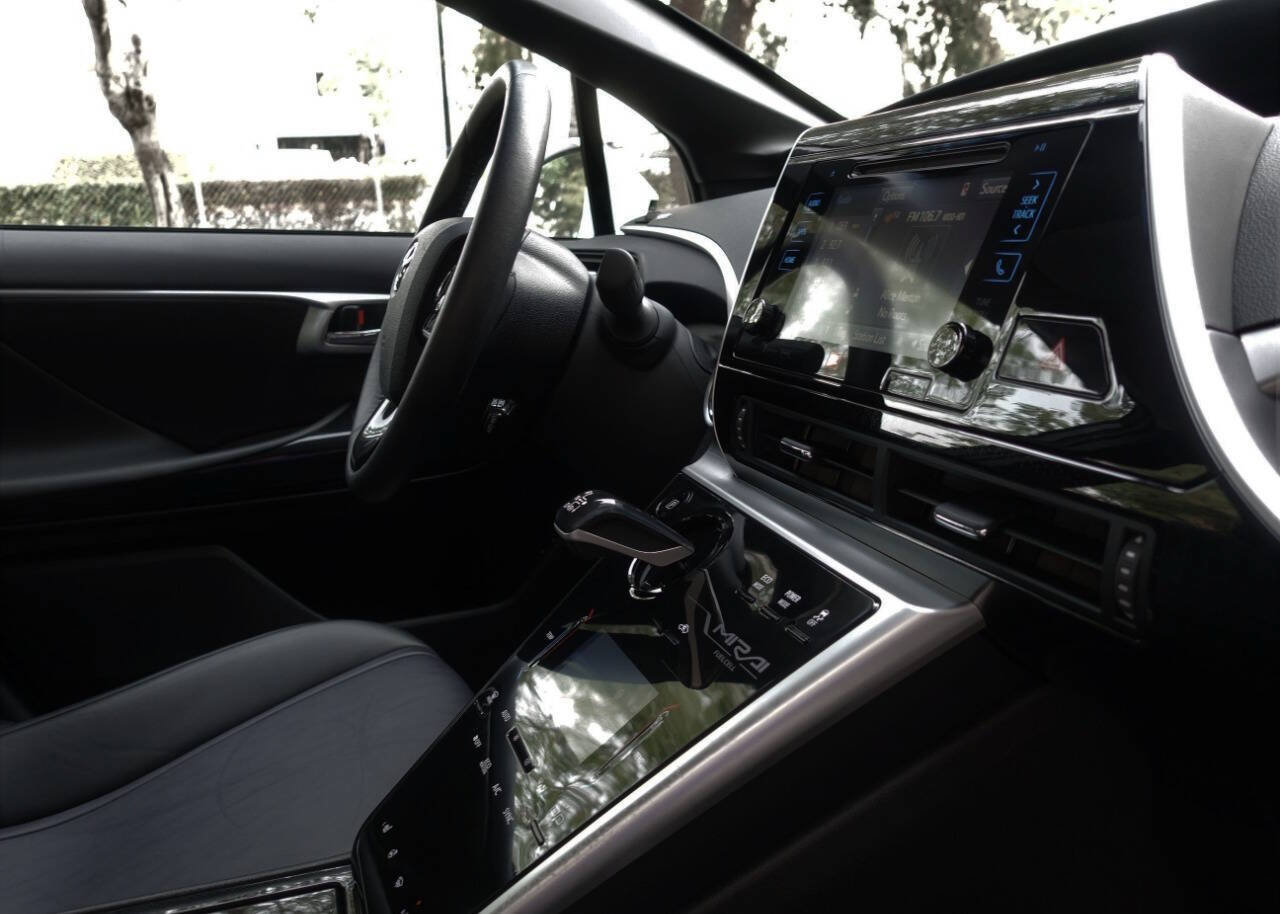 Used 2017 Toyota Mirai FWD image 31