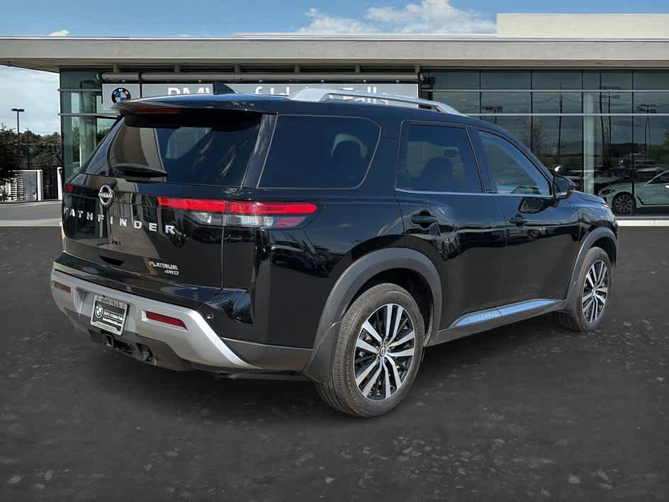 Used 2024 Nissan Pathfinder Platinum AWD/4WD image 7