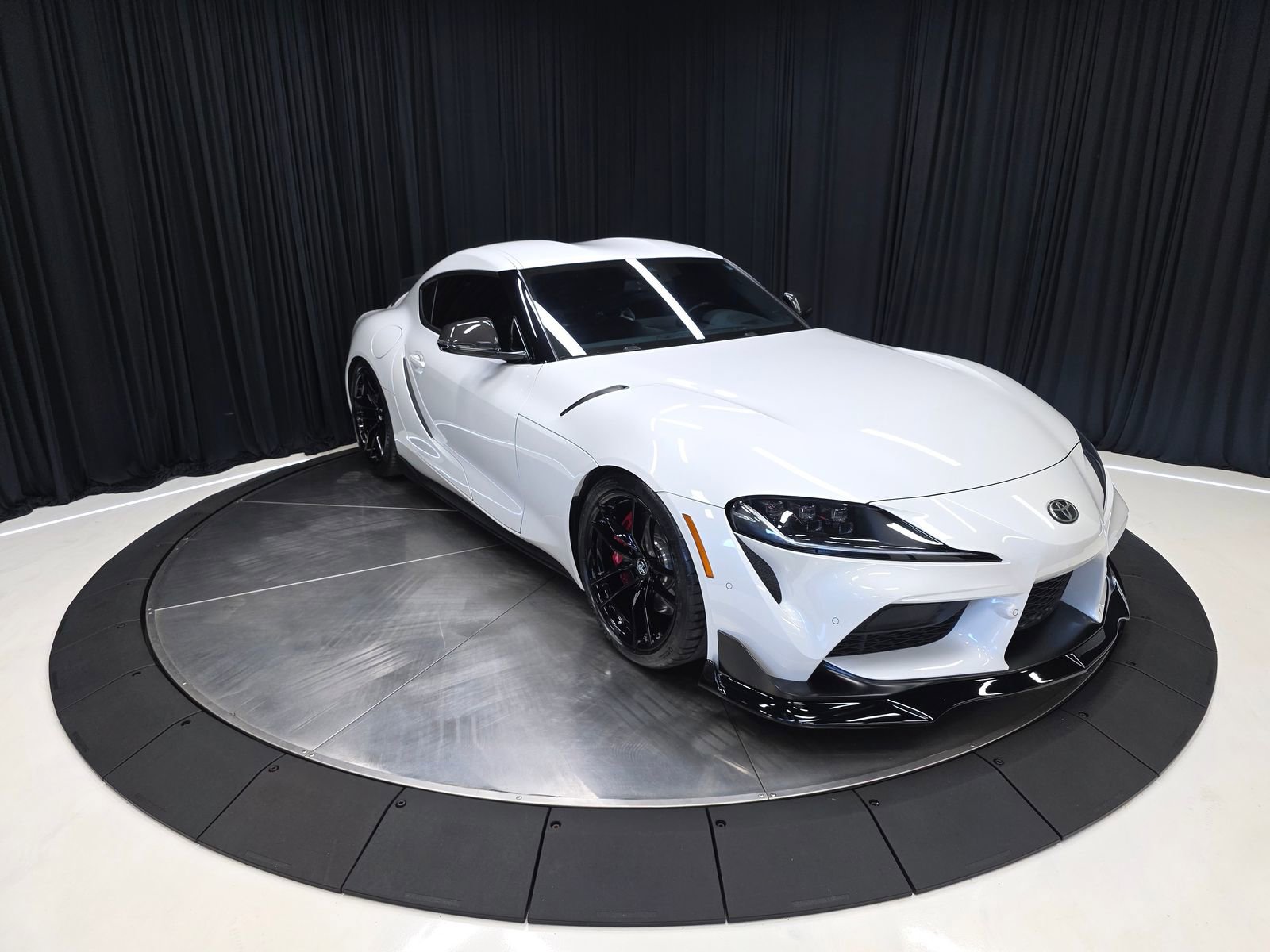 Used 2021 Toyota Supra Premium w/ Driver Assist Package RWD image 7