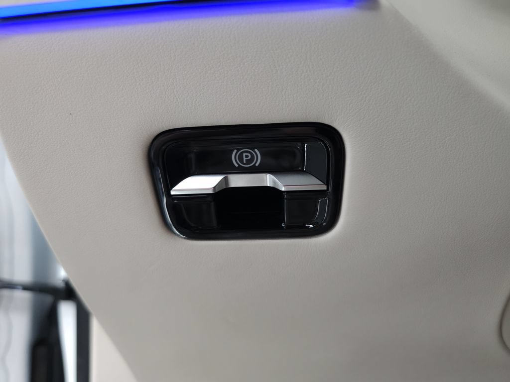 Used 2024 Mercedes-Benz Maybach S 580 4MATIC image 10