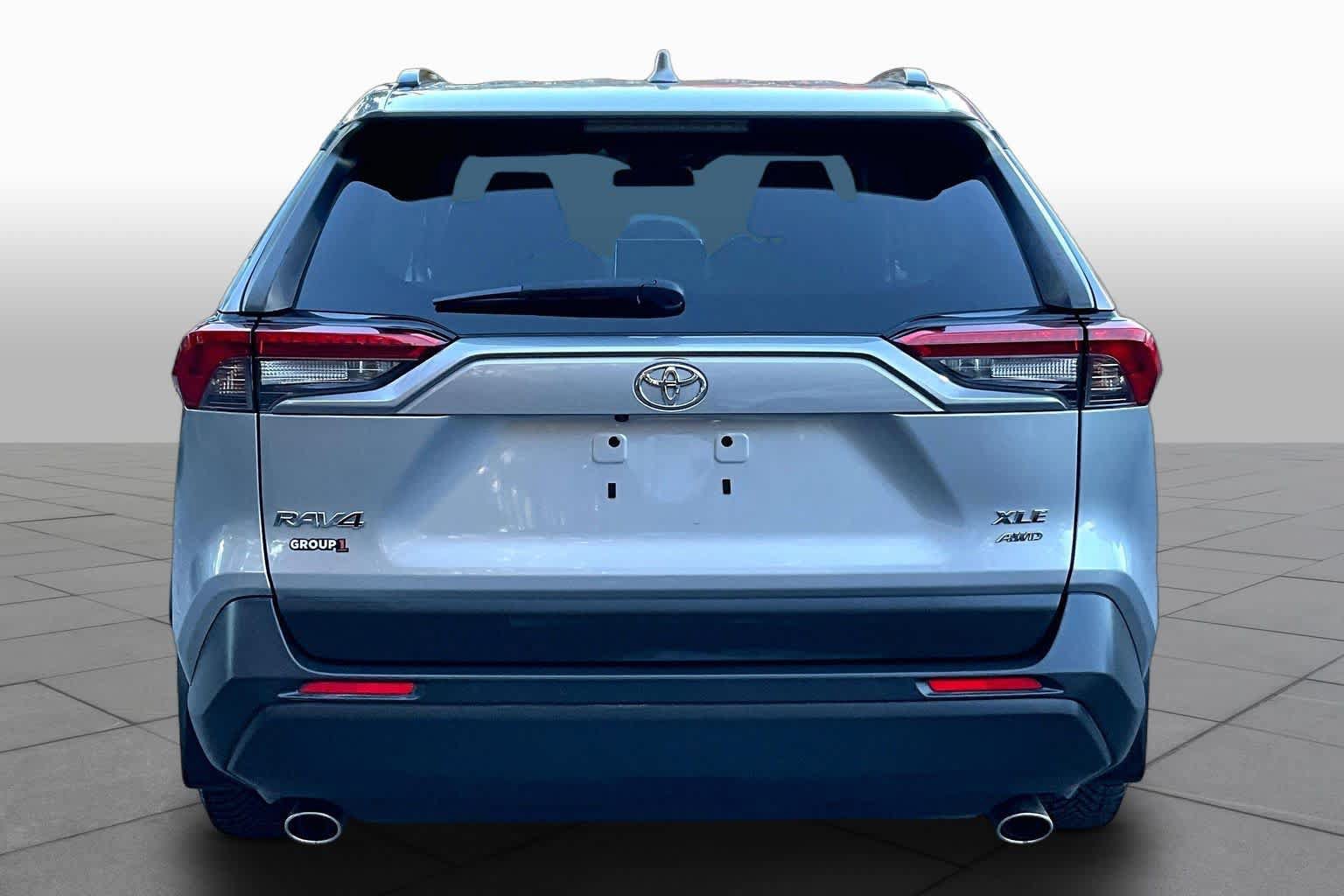 Certified 2019 Toyota RAV4 XLE w/ Convenience Package AWD/4WD image 5