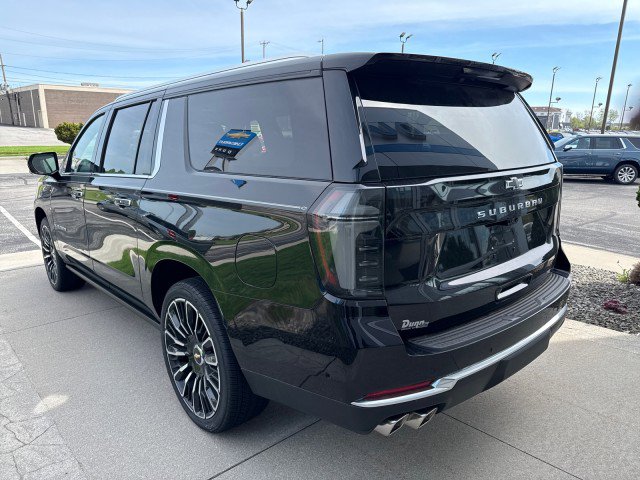 New 2026 Chevrolet Suburban High Country AWD/4WD image 5