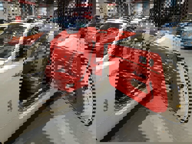 Used 2018 Rolls-Royce Dawn image 21