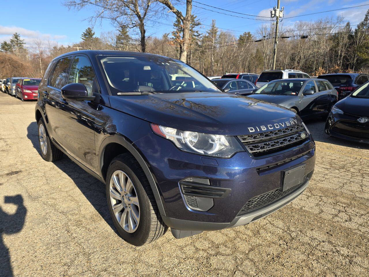 Used 2017 Land Rover Discovery Sport SE image 7
