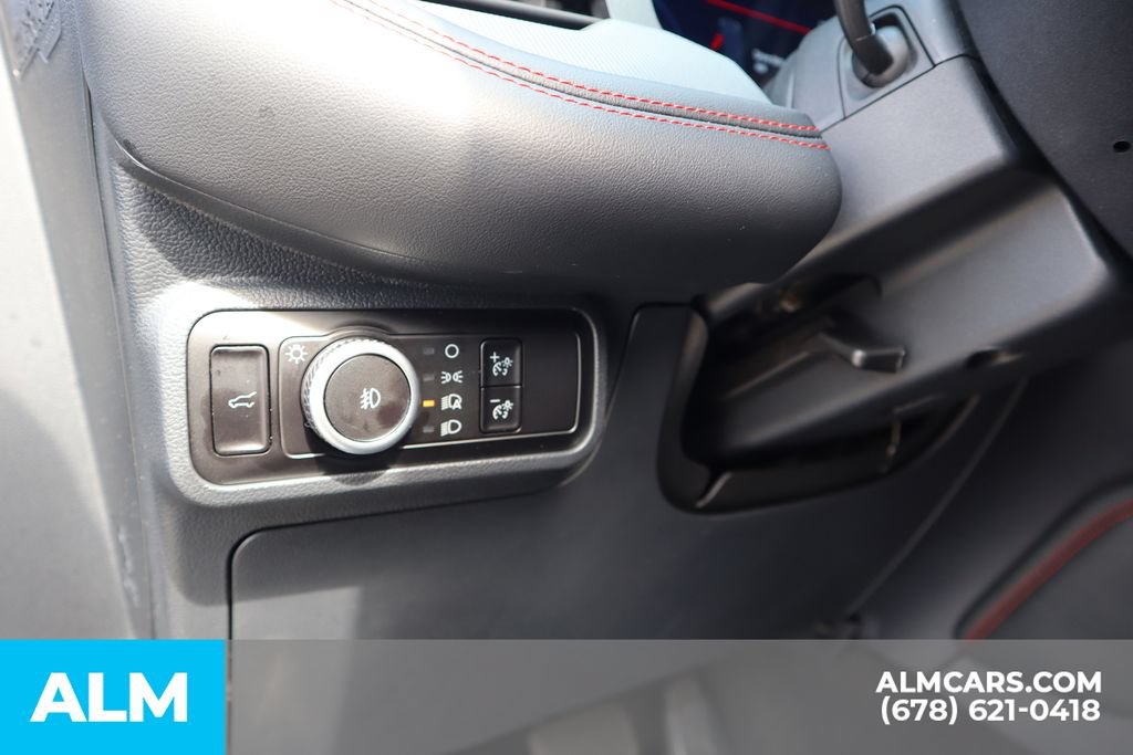 Used 2025 Ford Explorer ST-Line AWD/4WD image 10