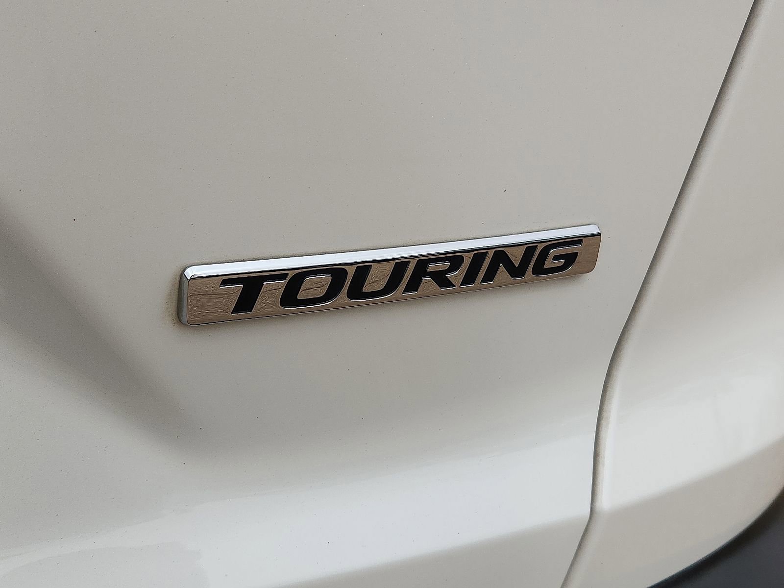 Used 2019 Honda CR-V Touring image 9