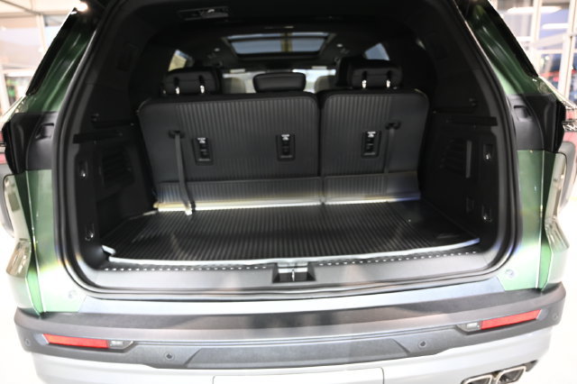 New 2027 Chevrolet Traverse LT w/ LPO, Floor Liner Package AWD/4WD image 29