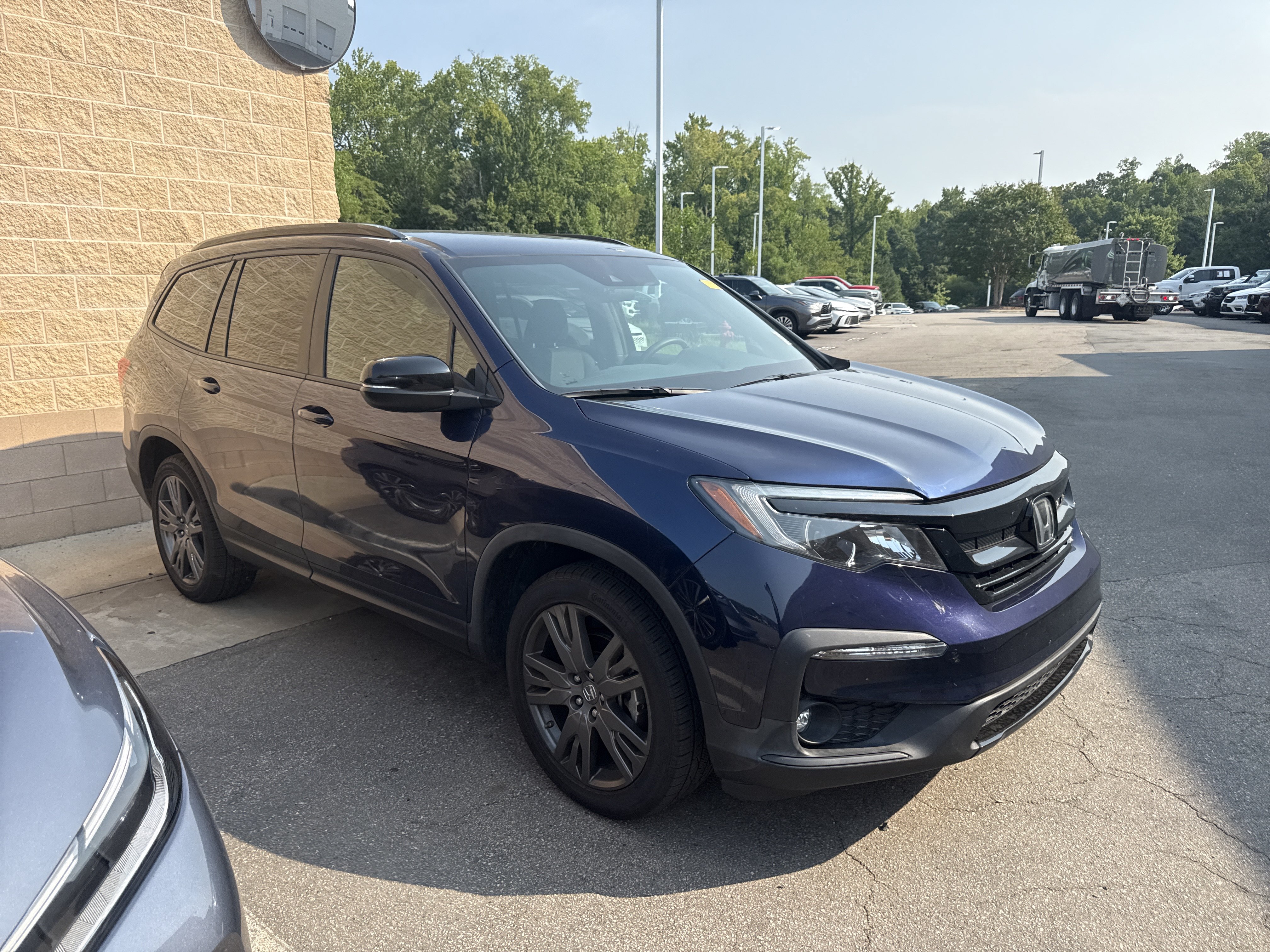 Used 2022 Honda Pilot Sport image 38