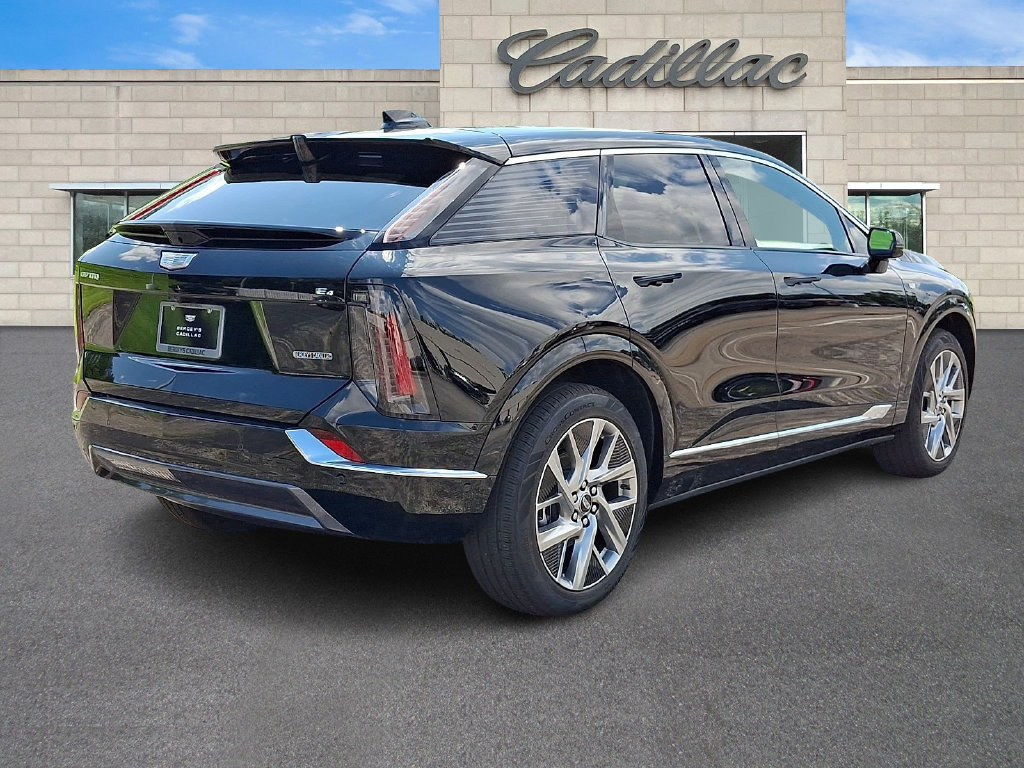 New 2027 Cadillac Optiq Luxury AWD/4WD image 3